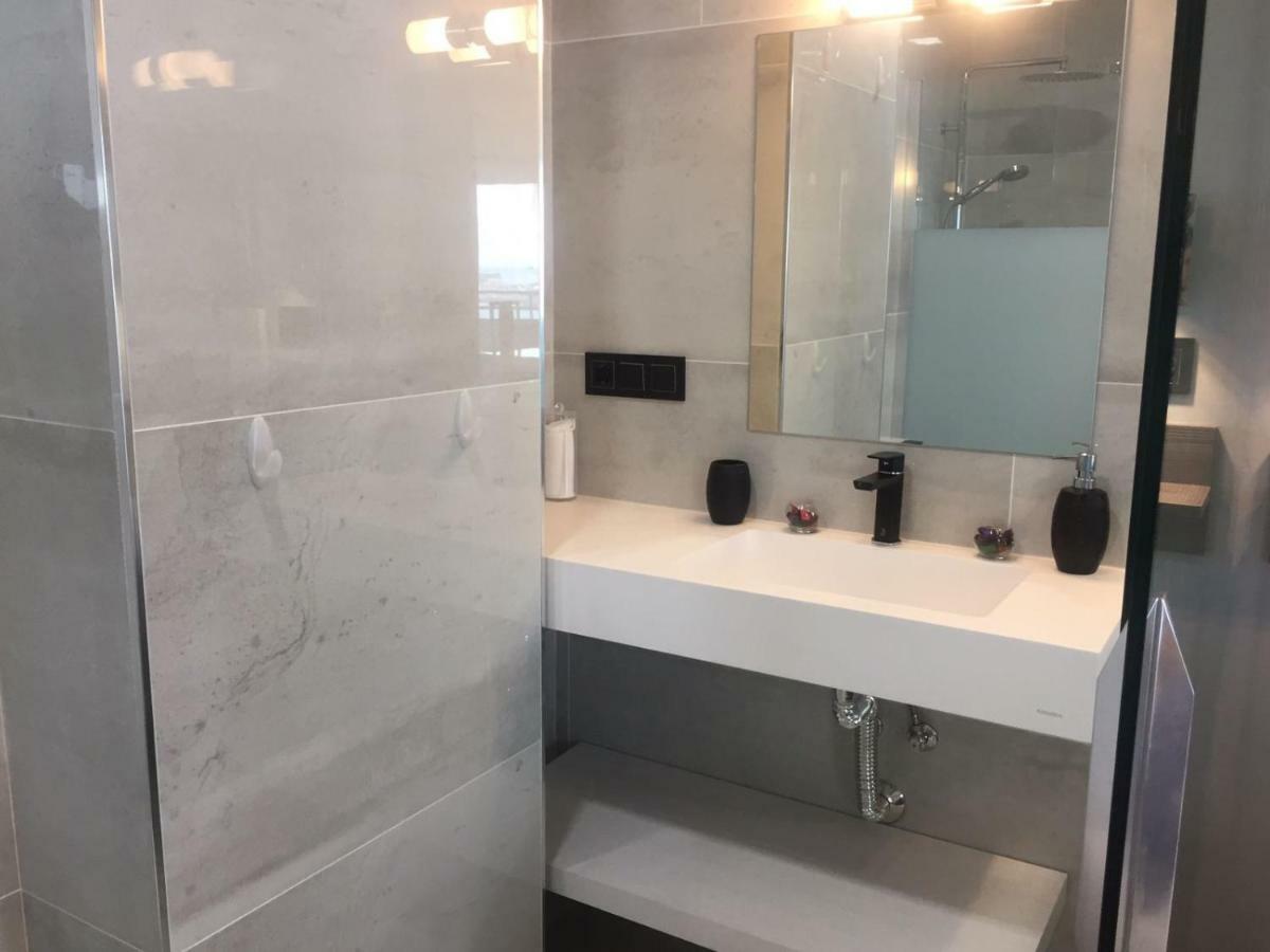 Deluxe Supreme Apartment Malaga Ngoại thất bức ảnh